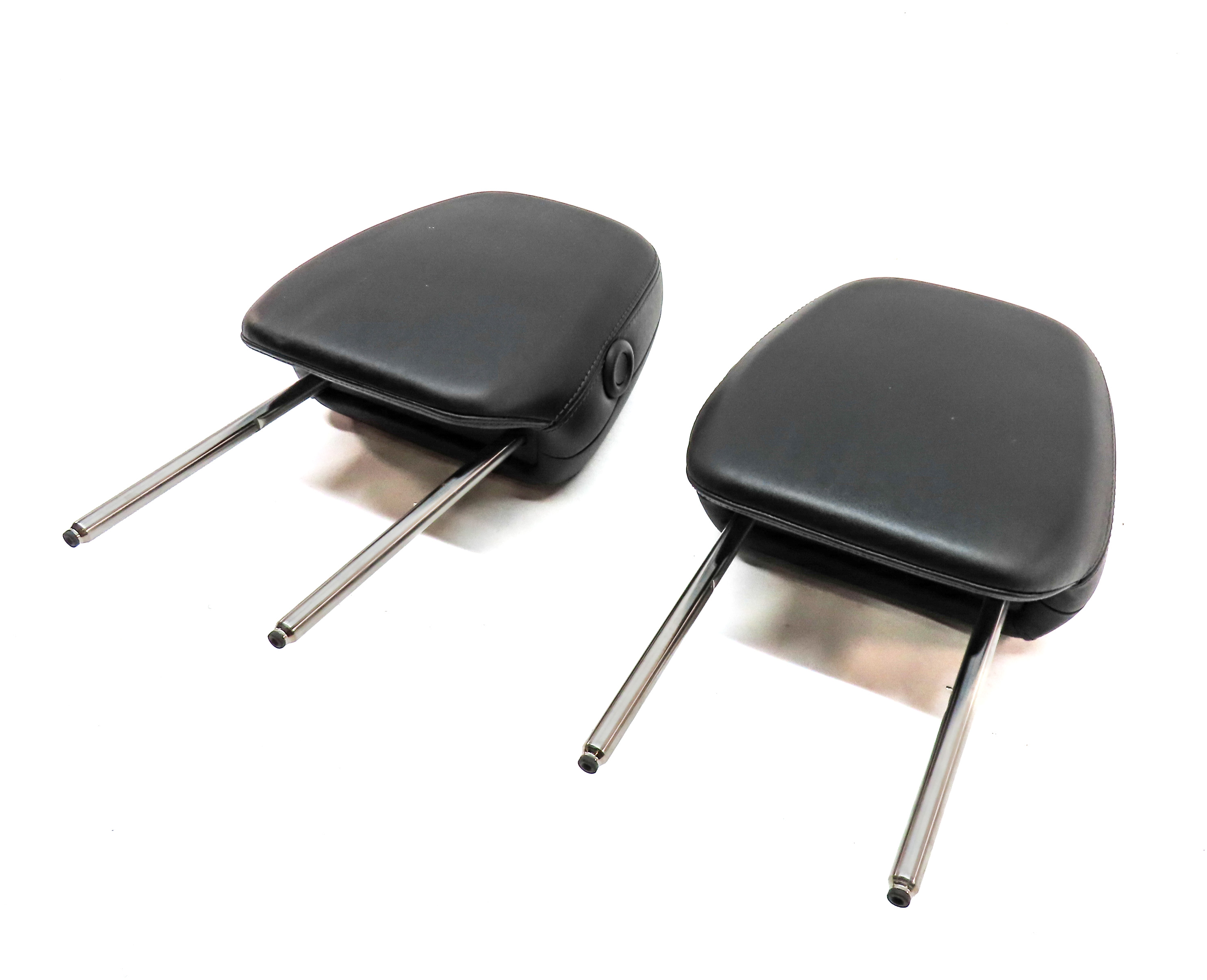 11-18 PORSCHE CAYENNE (958 970 G1) FRONT LEFT & RIGHT SEAT HEADREST SET2 (Black) — exact item pictured